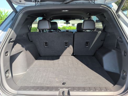Used 2024 Chevrolet Equinox RS FWD image 5