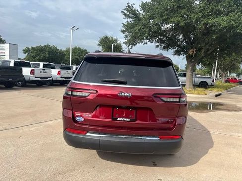 Certified 2023 Jeep Grand Cherokee L Limited AWD/4WD image 6