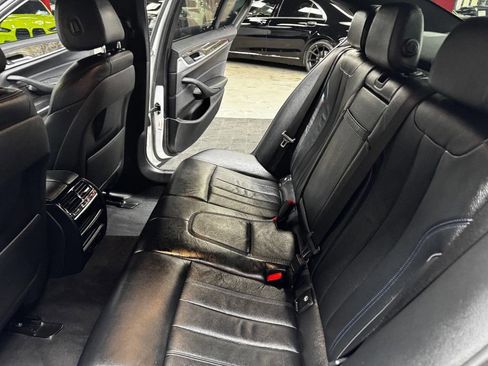 Used 2018 BMW 540i RWD image 43