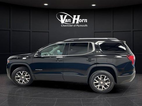 Used 2023 GMC Acadia SLE w/ Driver Convenience Package image 4