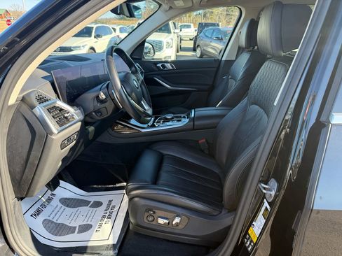Used 2023 BMW X7 xDrive40i image 7