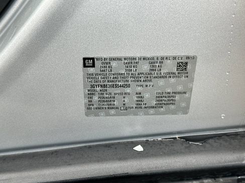 Used 2014 Cadillac SRX Luxury image 28