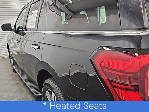 Used 2024 Ford Expedition Limited image 7
