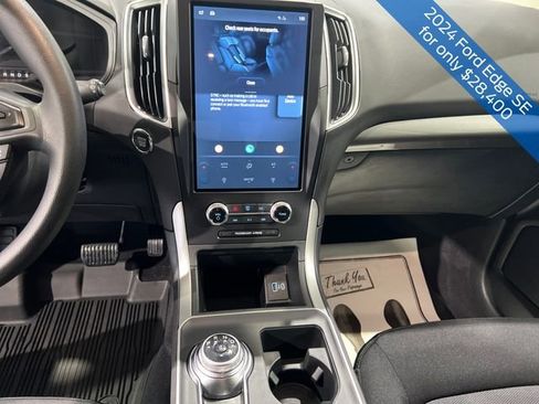 Used 2024 Ford Edge SE AWD/4WD image 17