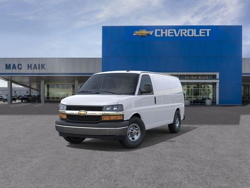 New 2026 Chevrolet Express 2500 w/ Driver Convenience Package RWD image 8