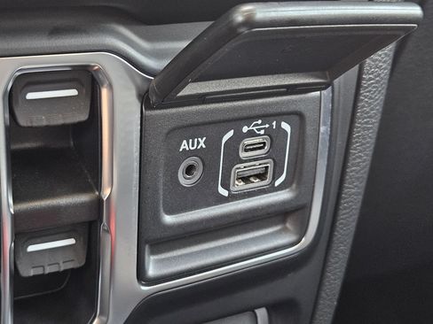 Used 2023 Jeep Gladiator Mojave w/ Cold Weather Group AWD/4WD image 23
