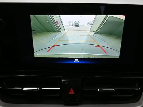 New 2026 Chevrolet TrailBlazer LT w/ Convenience Package FWD image 42