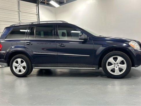 Used 2012 Mercedes-Benz GL 450 4MATIC image 8