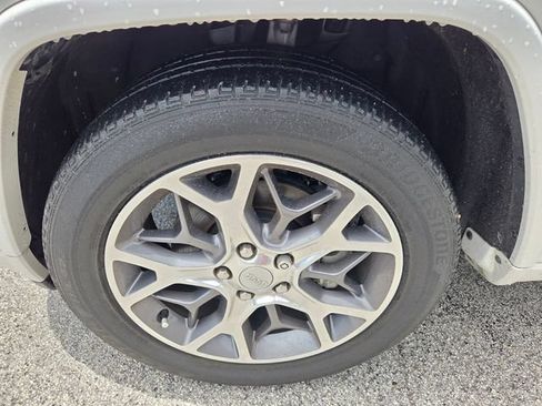 Certified 2021 Jeep Grand Cherokee Overland RWD image 20