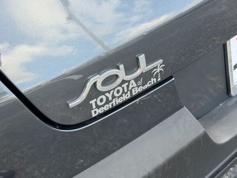 Used 2020 Kia Soul LX FWD image 15