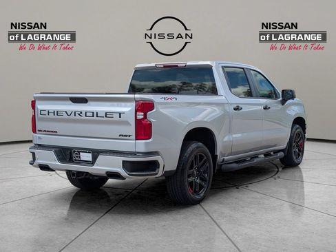 Used 2022 Chevrolet Silverado 1500 RST w/ Redline Edition AWD/4WD image 5