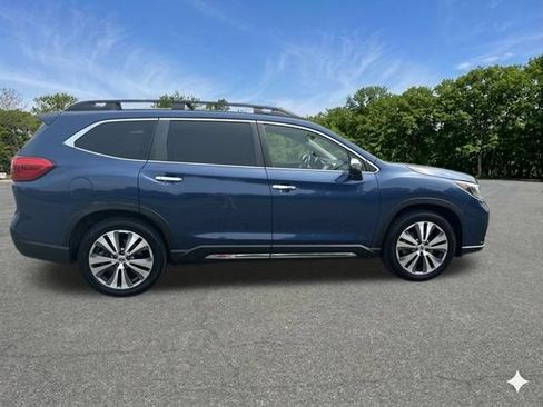 Used 2022 Subaru Ascent Touring AWD/4WD image 9