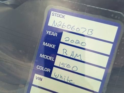 Used 2020 RAM 1500 Big Horn AWD/4WD image 36