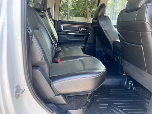 Used 2017 RAM 2500 Laramie w/ Convenience Group image 11