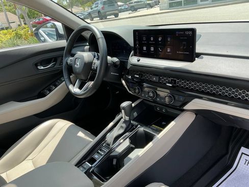 Certified 2024 Honda Accord Touring image 18