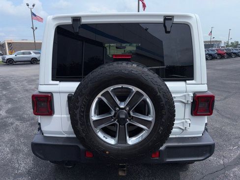 Used 2021 Jeep Wrangler Unlimited Sahara AWD/4WD image 4