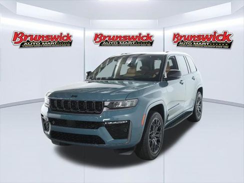 Certified 2026 Jeep Grand Cherokee Summit w/ Obsidian Package AWD/4WD image 1