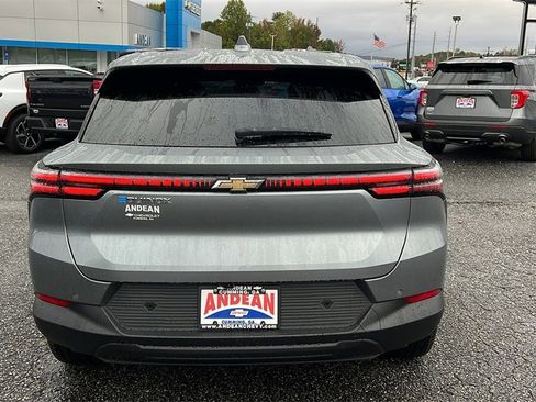 New 2026 Chevrolet Equinox EV LT image 6