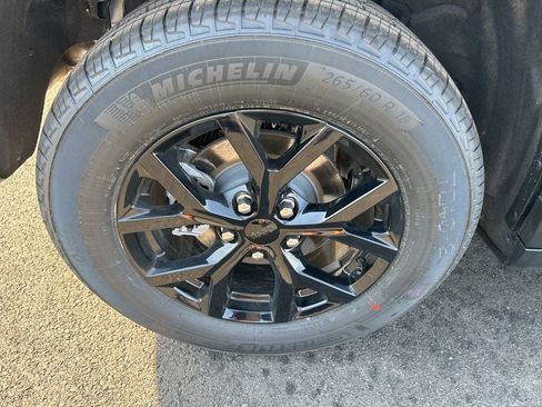 New 2026 Jeep Grand Cherokee Altitude AWD/4WD image 22