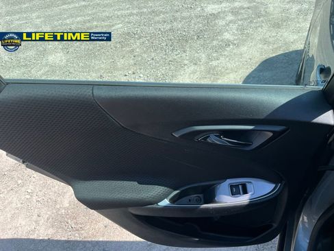 Used 2025 Chevrolet Malibu LT FWD image 23