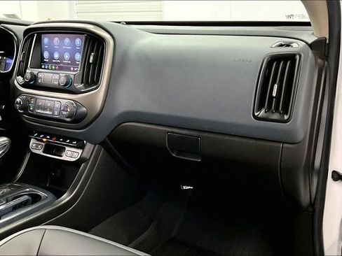 Used 2022 Chevrolet Colorado Z71 w/ Safety Package image 19