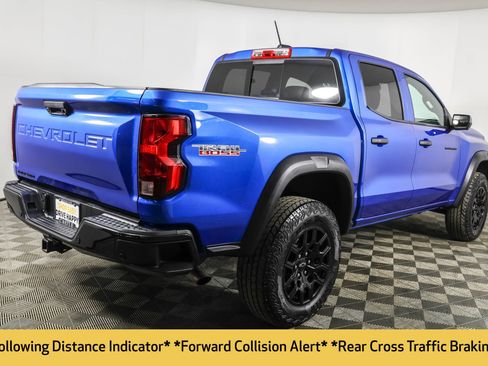 Used 2024 Chevrolet Colorado Trail Boss w/ Technology Package image 18