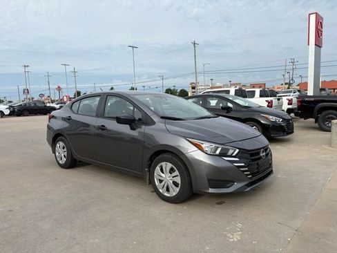Used 2024 Nissan Versa S w/ Trunk Package FWD image 3