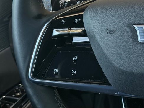 Certified 2024 Cadillac Lyriq Luxury RWD image 11