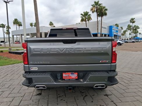 Used 2022 Chevrolet Silverado 1500 RST AWD/4WD image 6