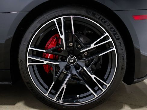 Used 2022 Audi R8 V10 performance image 38