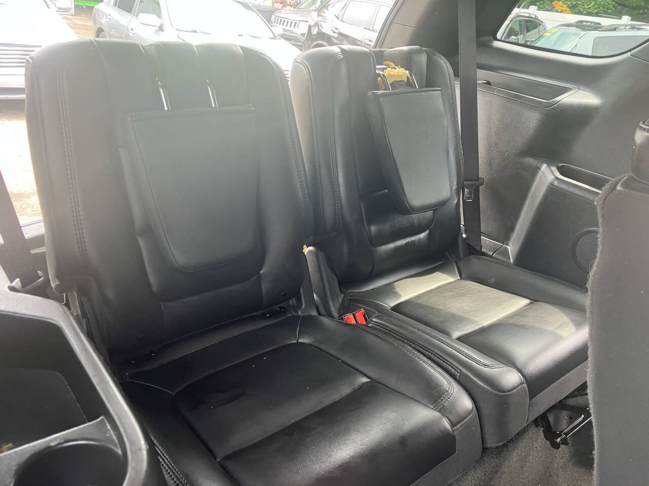 Used 2013 Ford Explorer XLT AWD/4WD image 32