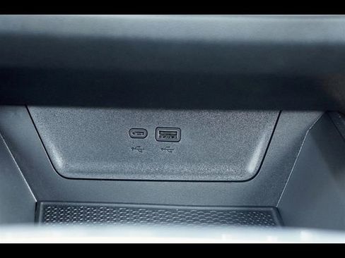 New 2026 Chevrolet Equinox LT FWD image 11