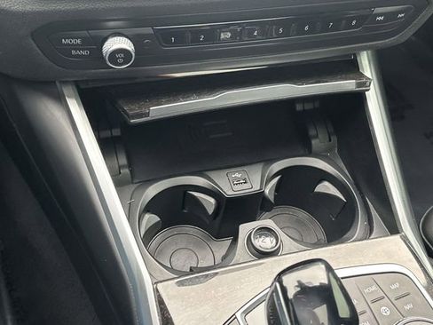 Used 2020 BMW 330i xDrive Sedan w/ Premium Package image 35