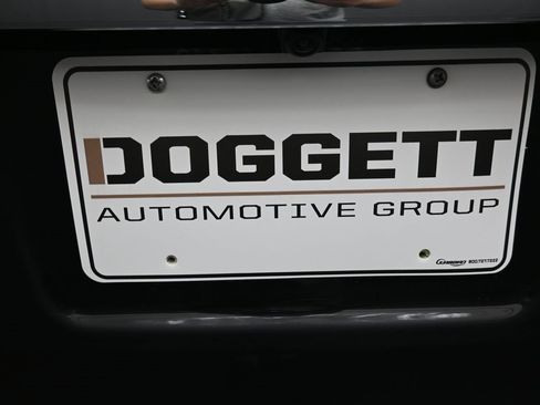 Used 2024 GMC Terrain SLE image 24