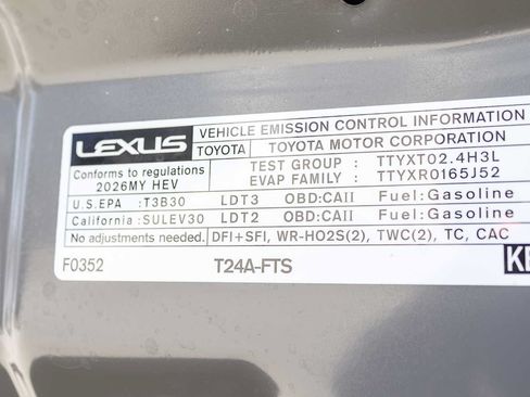 Certified 2026 Lexus TX 500h AWD w/ Technology Package image 33