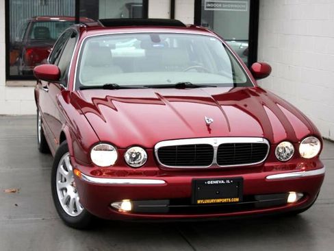 Used 2004 Jaguar XJ8 image 5