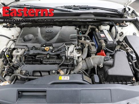 Used 2019 Toyota Camry XLE image 7