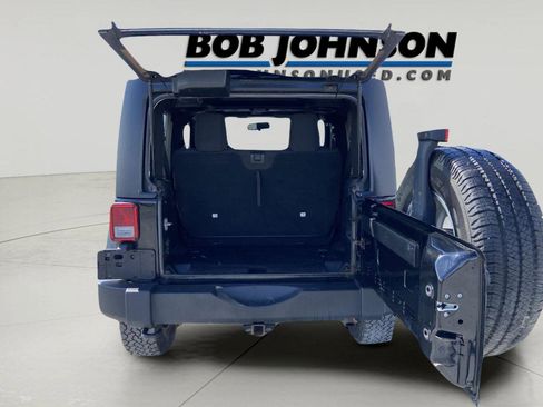 Used 2014 Jeep Wrangler Sport w/ Quick Order Package 23S AWD/4WD image 11
