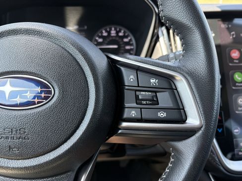 Used 2025 Subaru Outback Premium image 16