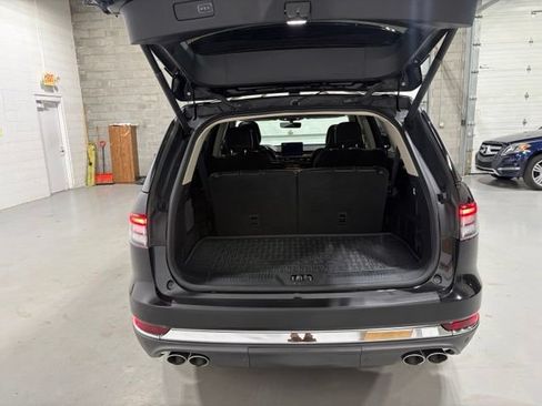 Used 2020 Lincoln Aviator Reserve w/ Equipment Group 202A AWD/4WD image 17