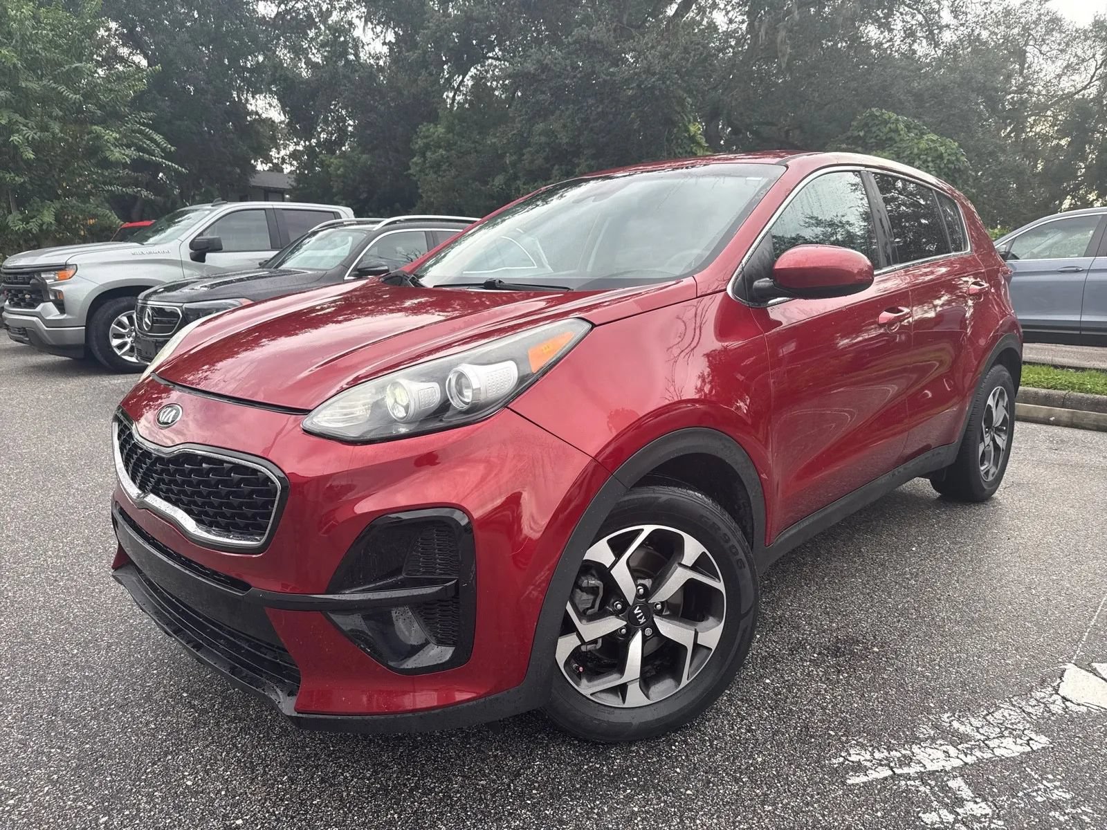 Used 2020 Kia Sportage LX FWD image 2