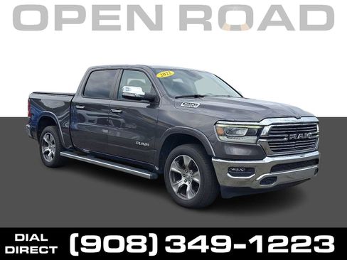 Used 2022 RAM 1500 Laramie AWD/4WD image 1