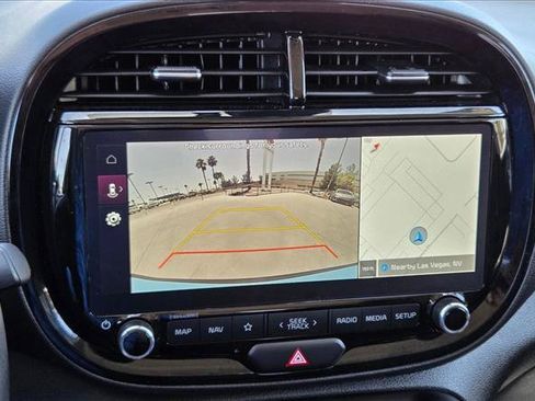 Used 2025 Kia Soul EX FWD image 12