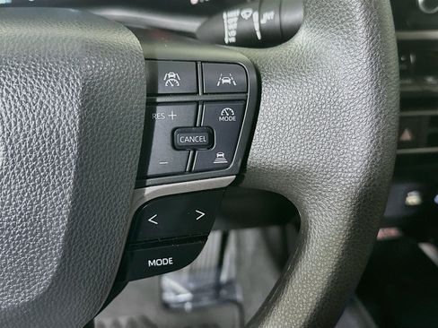 Used 2025 Toyota Camry LE FWD image 17
