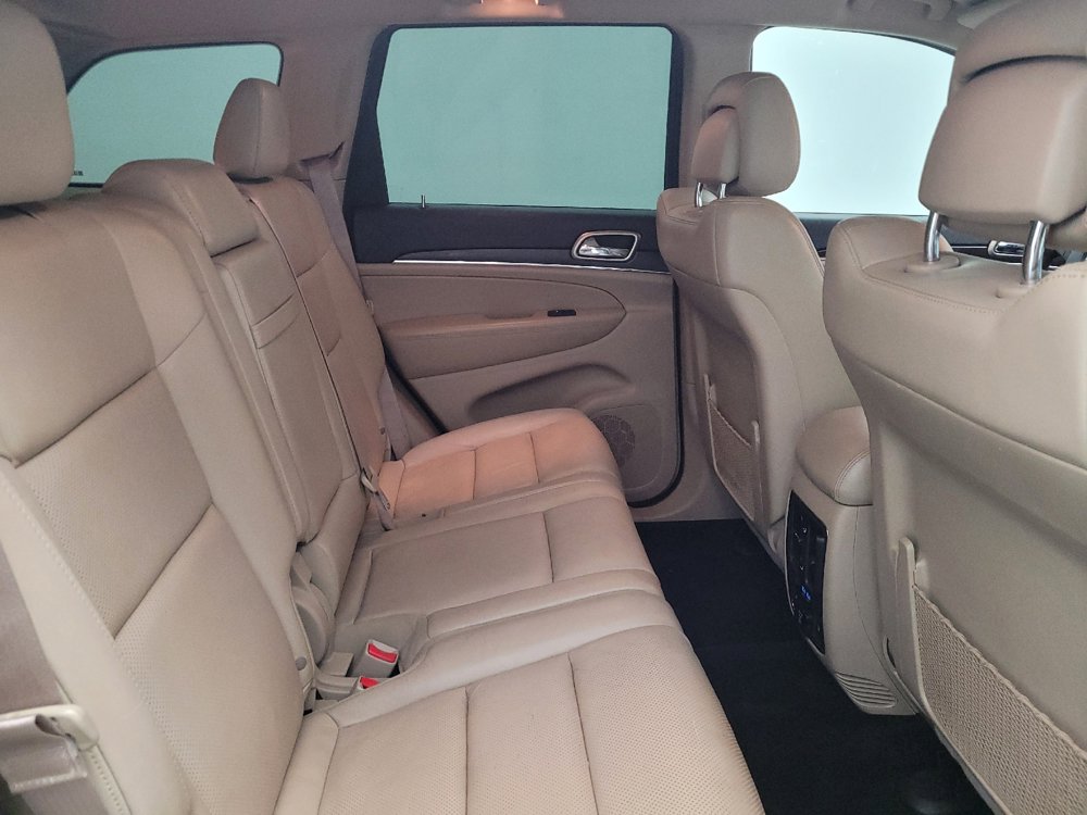 Used 2014 Jeep Grand Cherokee Limited w/ Luxury Group II AWD/4WD image 19