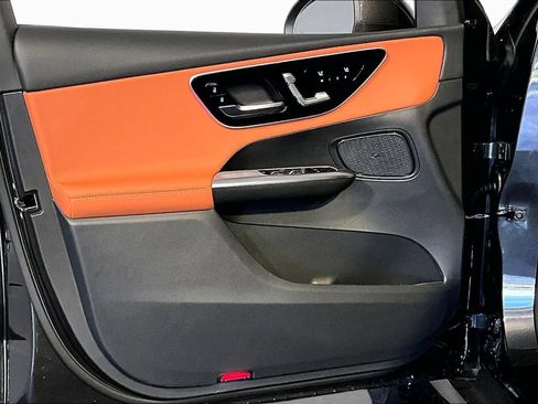 New 2026 Mercedes-Benz GLC 300 4MATIC image 11