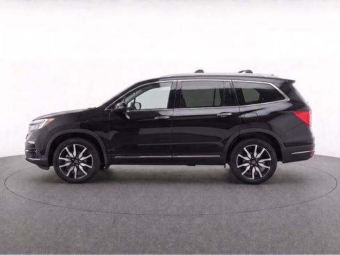 Used 2019 Honda Pilot Touring image 6
