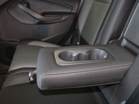 Used 2018 Ford Escape SE w/ Ford Safe & Smart Package image 34