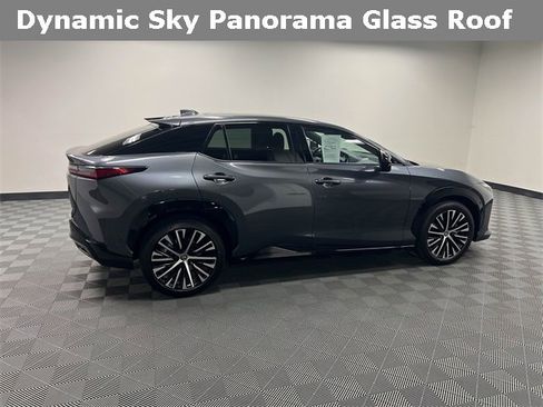 Certified 2023 Lexus RZ 450e Premium image 4