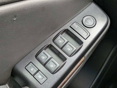 Used 2018 Chevrolet Tahoe LS w/ Enhanced Driver Alert Package RWD image 24